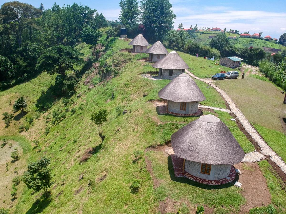 Lake Nyamirima Cottages Fort Portal Buitenkant foto