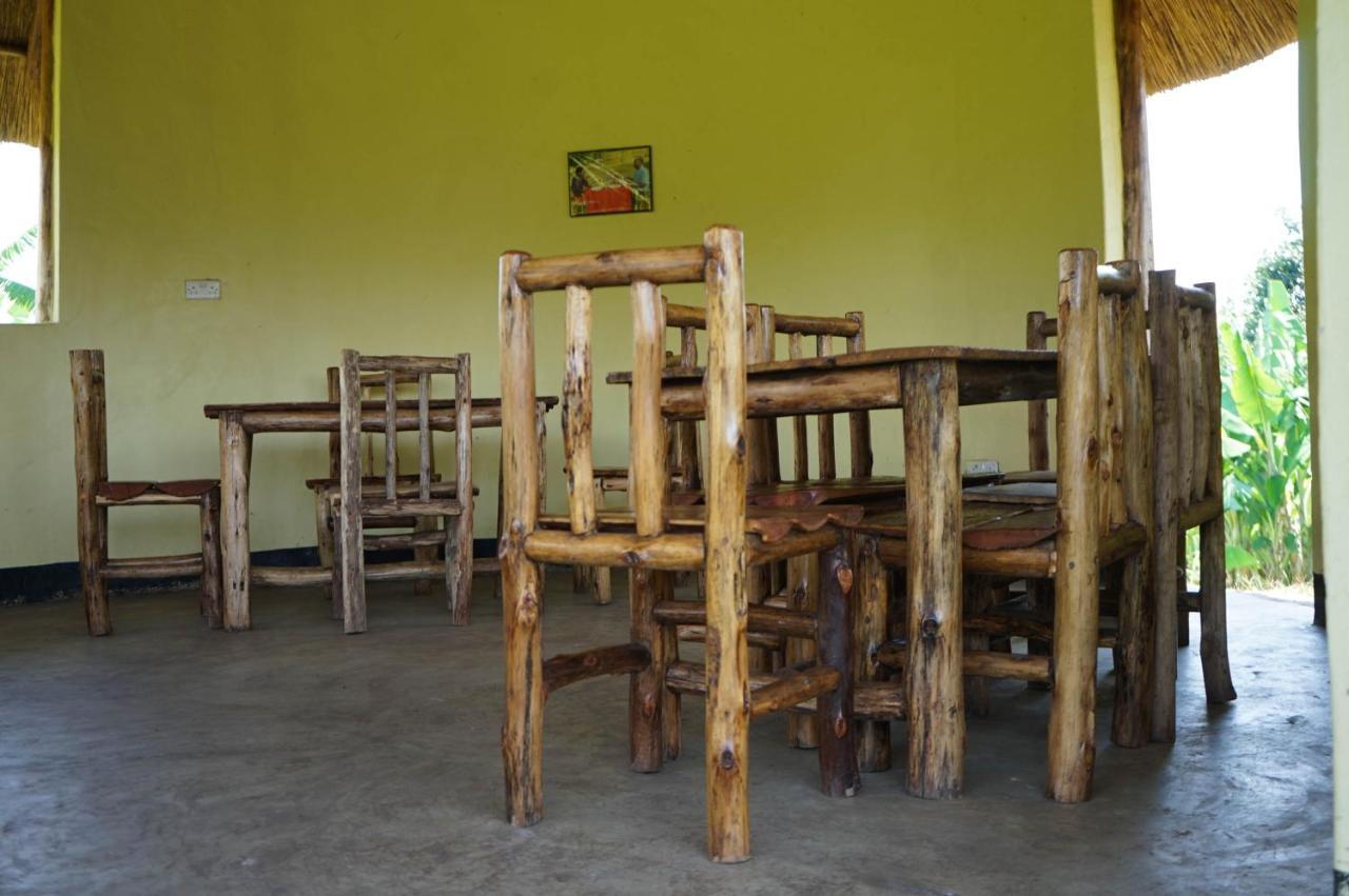 Lake Nyamirima Cottages Fort Portal Buitenkant foto