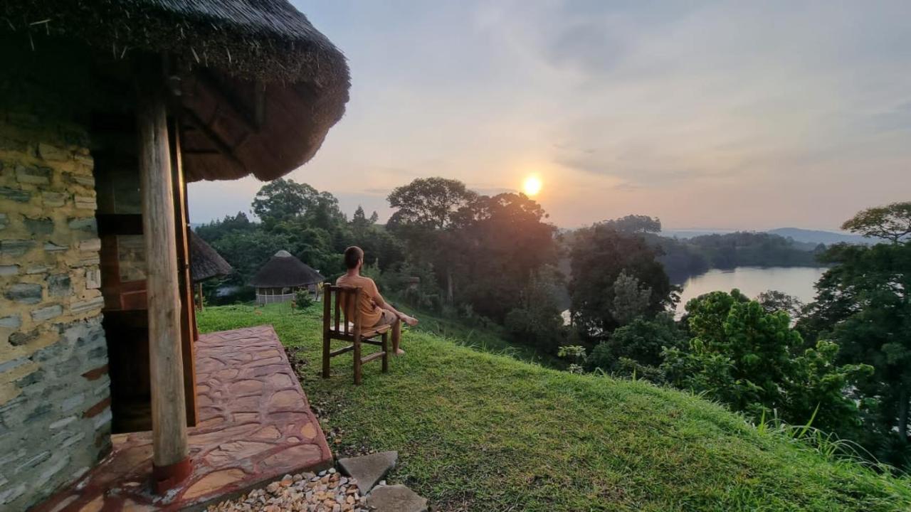 Lake Nyamirima Cottages Fort Portal Buitenkant foto